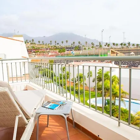 2 Bedrooms In Magnolia Golf Resort, La Caleta Lejlighed *
