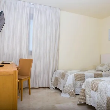 Апартаменты 2 Bedrooms In Magnolia Golf Resort, La Caleta Адехе