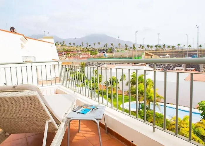2 Bedrooms In Magnolia Golf Resort, La Caleta Apartment *